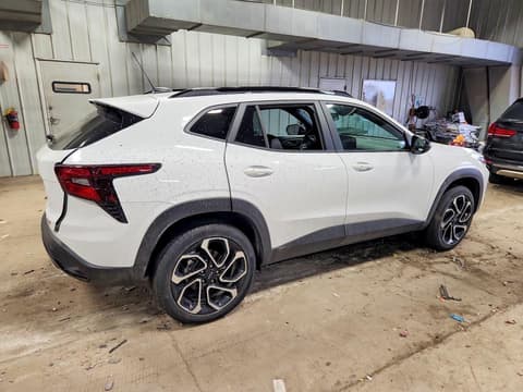 2025 Chevrolet Trax, VIN KL77LJEP3SC181448. Фото 3 з 6 з аукціону Copart. Каталог авто зі США OpenDataCar.