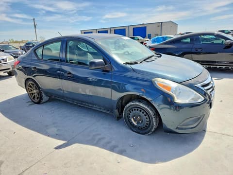 2015 Nissan Versa, VIN 3N1CN7AP5FL929554. Фото 4 з 6 з аукціону Copart. Каталог авто зі США OpenDataCar.