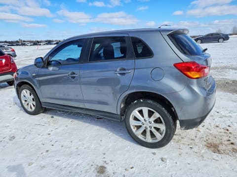 2015 Mitsubishi Outlander Sport, VIN 4A4AP3AU2FE023786. Фото 2 з 6 з аукціону Copart. Каталог авто зі США OpenDataCar.