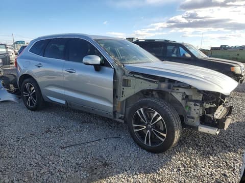 2018 Volvo XC60, VIN YV4A22RK4J1084492. Zdjęcie 4 z 6 z aukcji Copart. Katalog aut z USA OpenDataCar.