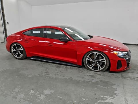 2022 Audi e-tron GT, VIN WAUEJBFW0N7001509. Фото 4 з 6 з аукціону Copart. Каталог авто зі США OpenDataCar.