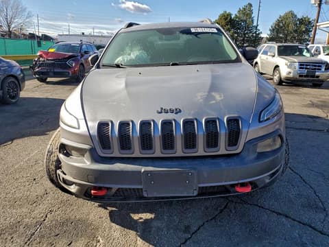 2015 Jeep Cherokee, VIN 1C4PJMBSXFW501646. Фото 5 з 6 з аукціону Copart. Каталог авто зі США OpenDataCar.