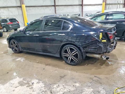 2017 Honda Accord, VIN 1HGCR2F54HA145857. Фото 2 з 6 з аукціону Copart. Каталог авто зі США OpenDataCar.