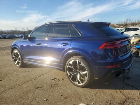 2022 Audi RS Q8, VIN WU1ARBF11ND010576. Фото 2 з 6 з аукціону Copart. Каталог авто зі США OpenDataCar.