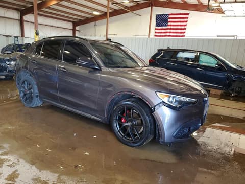 2021 Alfa romeo Stelvio, VIN ZASPAKBN8M7D15696. Фото 4 з 6 з аукціону Copart. Каталог авто зі США OpenDataCar.