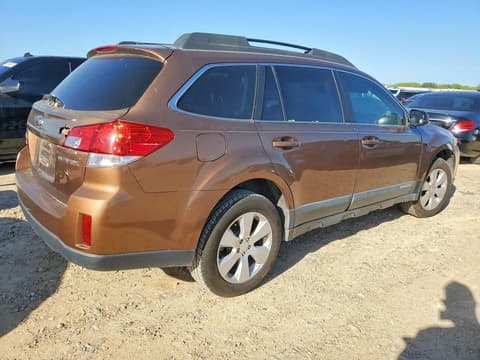2011 Subaru Outback, VIN 4S4BRCGC3B3327022. Фото 3 из 6 с аукциона Copart. Каталог авто из США OpenDataCar.