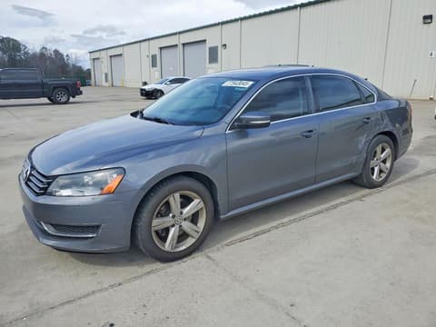 2013 Volkswagen Passat, VIN 1VWBH7A31DC028510. Фото 1 з 6 з аукціону Copart. Каталог авто зі США OpenDataCar.