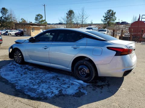 2024 Nissan Altima, VIN 1N4BL4DV0RN392285. Zdjęcie 2 z 6 z aukcji Copart. Katalog aut z USA OpenDataCar.