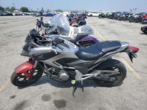 2012 Honda NC700, VIN JH2RC6353CK000163. Фото 3 з 6 з аукціону Copart. Каталог авто зі США OpenDataCar.