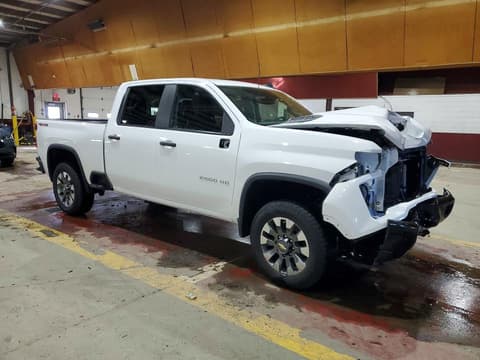 2024 Chevrolet Silverado, VIN 2GC4YME79R1256341. Фото 4 з 6 з аукціону Copart. Каталог авто зі США OpenDataCar.