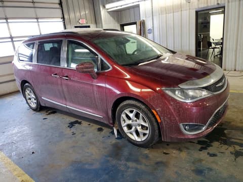 2017 Chrysler Pacifica, VIN 2C4RC1BGXHR509724. Фото 4 з 6 з аукціону Copart. Каталог авто зі США OpenDataCar.
