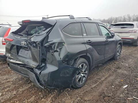 2023 Toyota Highlander, VIN 5TDKDRBH1PS014114. Zdjęcie 3 z 6 z aukcji Copart. Katalog aut z USA OpenDataCar.