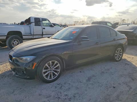 2017 Bmw 3 Series, VIN WBA8E1G58HNU13050. Фото 1 з 6 з аукціону Copart. Каталог авто зі США OpenDataCar.