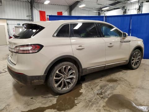 2023 Lincoln Nautilus, VIN 2LMPJ8KP6PBL06830. Фото 3 з 6 з аукціону Copart. Каталог авто зі США OpenDataCar.