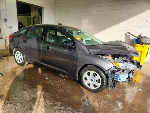 2017 Ford Focus, VIN 1FADP3E20HL339463. Фото 4 з 6 з аукціону Copart. Каталог авто зі США OpenDataCar.