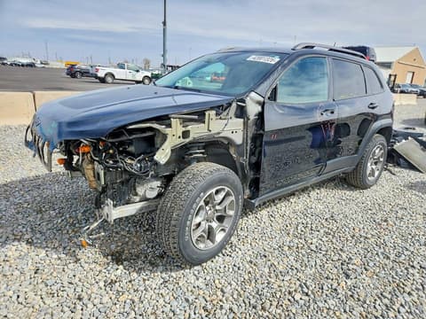 2020 Jeep Cherokee, VIN 1C4PJMBX4LD575051. Фото 1 з 6 з аукціону Copart. Каталог авто зі США OpenDataCar.