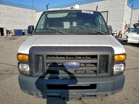 2010 Ford E-250, VIN 1FTNE2EL0ADA17865. Фото 5 из 6 с аукциона Copart. Каталог авто из США OpenDataCar.