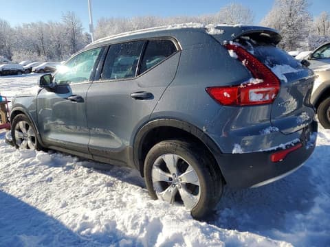 2020 Volvo XC40, VIN YV4162UK3L2174421. Фото 2 из 6 с аукциона Copart. Каталог авто из США OpenDataCar.