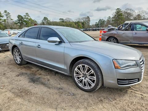 2013 Audi A8 Quattro, VIN WAUAGAFD7DN030439. Фото 4 з 6 з аукціону Copart. Каталог авто зі США OpenDataCar.