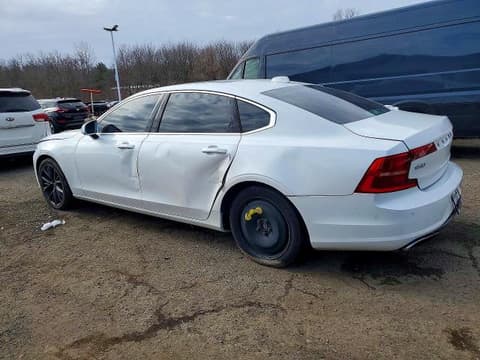 2018 Volvo S90, VIN LVY992MK6JP033669. Фото 2 из 6 с аукциона Copart. Каталог авто из США OpenDataCar.