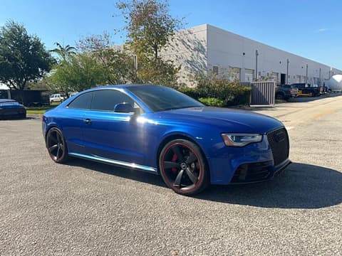 2015 Audi RS5, VIN WUAC6AFR3FA900159. Фото 1 з 6 з аукціону Copart. Каталог авто зі США OpenDataCar.
