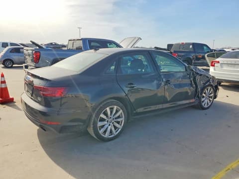 2018 Audi A4, VIN WAUKMAF40JA064299. Фото 3 з 6 з аукціону Copart. Каталог авто зі США OpenDataCar.