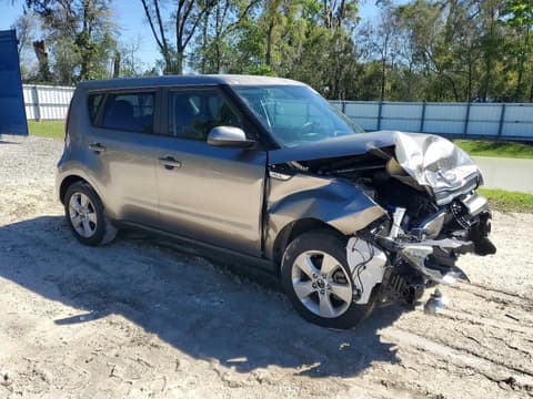 2018 Kia Soul, VIN KNDJN2A23J7591077. Фото 4 з 6 з аукціону Copart. Каталог авто зі США OpenDataCar.