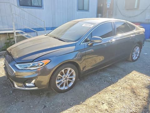 2020 Ford Fusion, VIN 3FA6P0SU1LR246359. Фото 1 з 6 з аукціону Copart. Каталог авто зі США OpenDataCar.