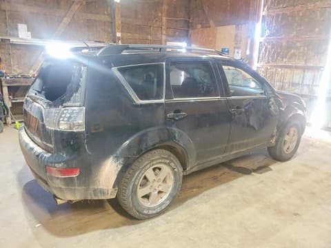 2007 Mitsubishi Outlander, VIN JA4MT31XX7U013664. Zdjęcie 3 z 6 z aukcji Copart. Katalog aut z USA OpenDataCar.