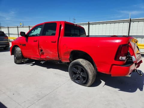 2016 Ram 1500, VIN 1C6RR7MT0GS224031. Фото 2 з 6 з аукціону Copart. Каталог авто зі США OpenDataCar.