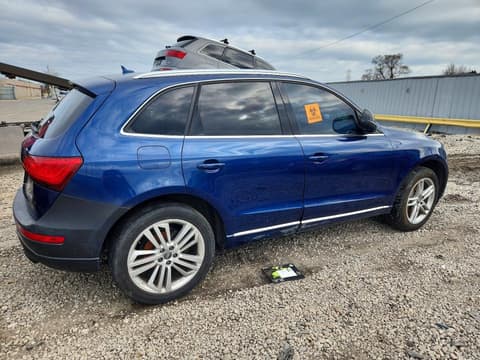 2014 Audi Q5, VIN WA1LFAFP9EA035332. Фото 3 з 6 з аукціону Copart. Каталог авто зі США OpenDataCar.