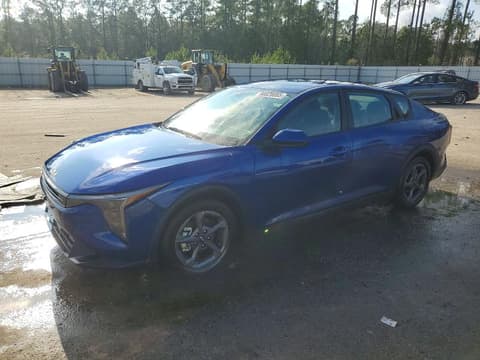 2025 Kia K4, VIN 3KPFT4DE8SE102686. Фото 1 з 6 з аукціону Copart. Каталог авто зі США OpenDataCar.