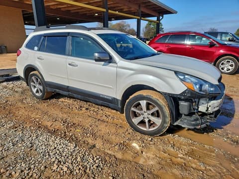 2014 Subaru Outback, VIN 4S4BRBPC8E3324907. Фото 4 з 6 з аукціону Copart. Каталог авто зі США OpenDataCar.