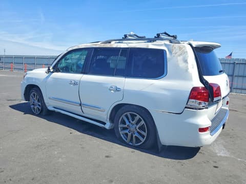 2014 Lexus LX 570, VIN JTJHY7AX1E4132990. Фото 2 з 6 з аукціону Copart. Каталог авто зі США OpenDataCar.