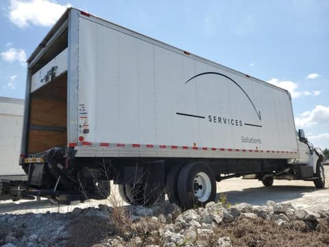 2023 Ford F-650, VIN 1FDNF6DC4PDF06750. Фото 4 из 6 с аукциона Copart. Каталог авто из США OpenDataCar.