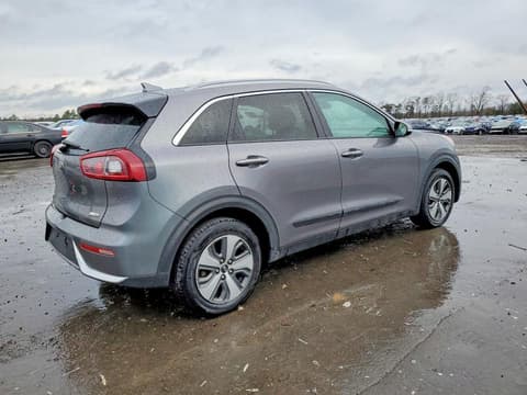 2018 Kia Niro, VIN KNDCC3LC6J5110695. Фото 3 з 6 з аукціону Copart. Каталог авто зі США OpenDataCar.
