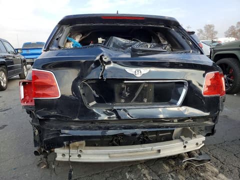 2017 Bentley Bentayga, VIN SJAAC2ZVXHC012982. Фото 6 з 6 з аукціону Copart. Каталог авто зі США OpenDataCar.