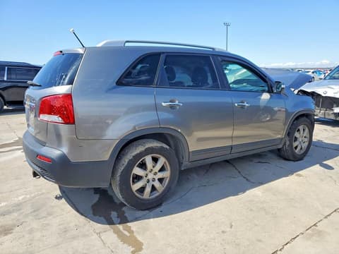 2011 Kia Sorento, VIN 5XYKTDA22BG150633. Фото 3 з 6 з аукціону Copart. Каталог авто зі США OpenDataCar.