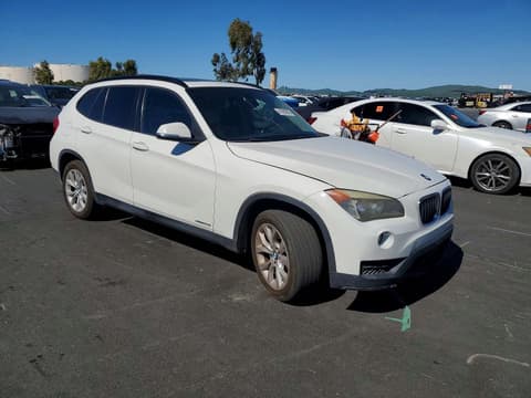 2013 Bmw X1, VIN WBAVL1C57DVR83002. Фото 4 з 6 з аукціону Copart. Каталог авто зі США OpenDataCar.