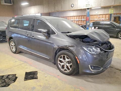 2017 Chrysler Pacifica, VIN 2C4RC1EG3HR518695. Фото 4 з 6 з аукціону Copart. Каталог авто зі США OpenDataCar.