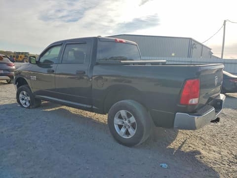 2018 Ram 1500, VIN 1C6RR7KM2JS331388. Фото 2 з 6 з аукціону Copart. Каталог авто зі США OpenDataCar.