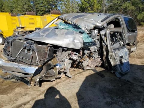 2001 Gmc Yukon, VIN 1GKEC13VX1J309274. Фото 1 з 6 з аукціону Copart. Каталог авто зі США OpenDataCar.