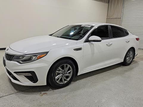 2019 Kia Optima, VIN 5XXGT4L32KG284378. Фото 1 из 6 с аукциона Copart. Каталог авто из США OpenDataCar.
