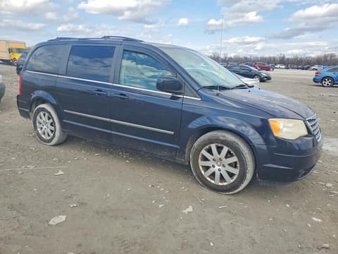 2010 Chrysler Town & Country, VIN 2A4RR5D16AR241138. Zdjęcie 4 z 6 z aukcji Copart. Katalog aut z USA OpenDataCar.