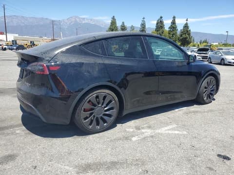 2023 Tesla Model Y, VIN 7SAYGDEF6PF635354. Фото 3 з 6 з аукціону Copart. Каталог авто зі США OpenDataCar.