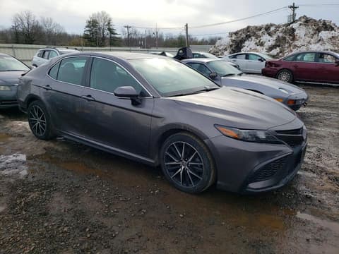 2022 Toyota Camry, VIN 4T1G11AK2NU043963. Фото 4 з 6 з аукціону Copart. Каталог авто зі США OpenDataCar.