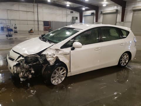 2013 Toyota Prius V, VIN JTDZN3EU7D3262074. Фото 1 з 6 з аукціону Copart. Каталог авто зі США OpenDataCar.