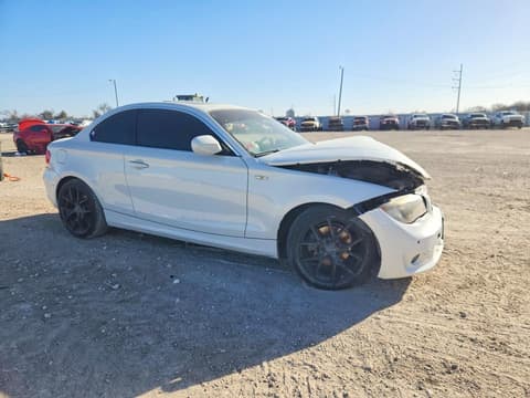 2012 Bmw 1 Series, VIN WBAUP7C58CVP23886. Фото 4 з 6 з аукціону Copart. Каталог авто зі США OpenDataCar.