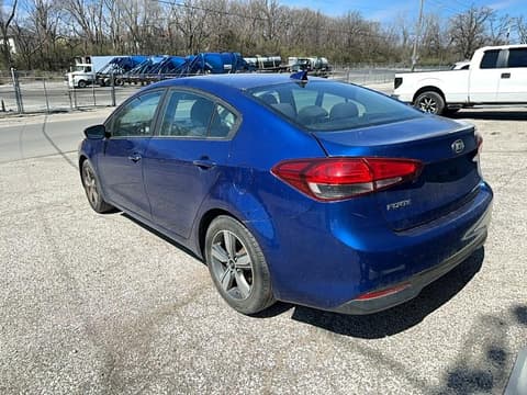 2018 Kia Forte, VIN 3KPFL4A73JE173623. Фото 3 з 6 з аукціону Copart. Каталог авто зі США OpenDataCar.