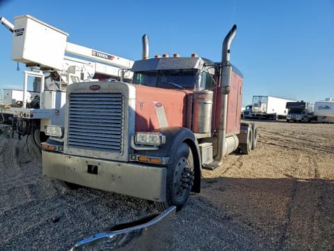 1995 Peterbilt 379, VIN 1XP5DB9X7SD363914. Zdjęcie 2 z 6 z aukcji Copart. Katalog aut z USA OpenDataCar.